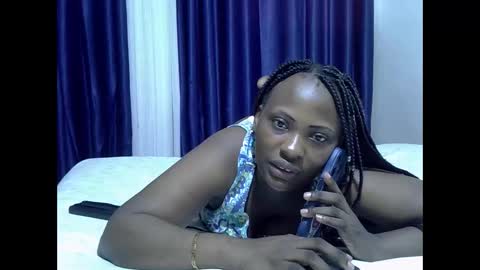 Snapshot of sexylinaa_ chatting on January 20, 1:00 pm Sexylina online show from January 20, 1:00 pm