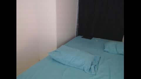 Snapshot of sexyloba_ chatting on January 25, 11:32 pm sexyloba independent model online show from January 25, 11:32 pm