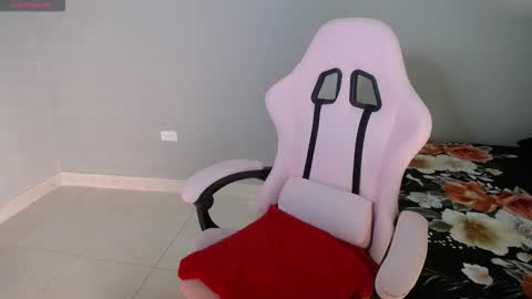 Snapshot of sexyloba_ chatting on September 17, 8:34 am sexyloba independent model online show from September 17, 8:34 am