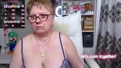 Snapshot of sexylynette4u chatting on February 18, 10:16 am sexylynette4u online show from February 18, 10:16 am