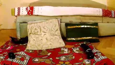 Squirty Maya Gold online show from January 30, 7:59 pm