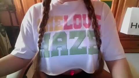 Snapshot of sexymisss24 chatting on October 8, 11:03 am sexymisss24 online show from October 8, 11:03 am