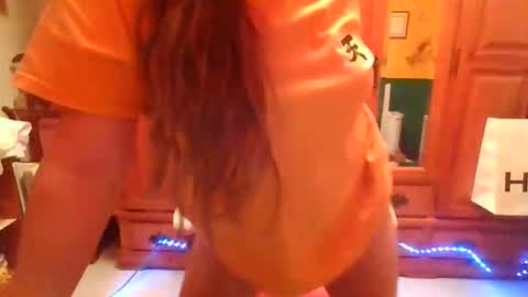 Snapshot of sexymisss24 chatting on October 26, 8:04 pm sexymisss24 online show from October 26, 8:04 pm