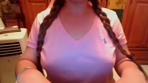 Snapshot of sexymisss24 chatting on September 20, 7:23 pm sexymisss24 online show from September 20, 7:23 pm