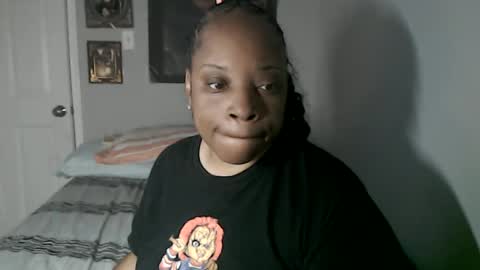 Snapshot of sexymona1218 chatting on October 9, 7:56 am SexyMona online show from October 9, 7:56 am