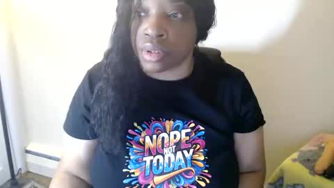 SexyMona online show from April 6, 9:10 am