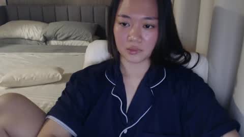 sexypenguin13 online show from December 13, 11:34 am