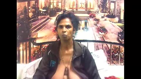 Snapshot of sexyva4u2luv chatting on February 10, 12:18 pm sexyva4u2luv online show from February 10, 12:18 pm