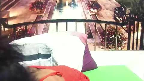 Snapshot of sexyva4u2luv chatting on February 24, 5:09 pm sexyva4u2luv online show from February 24, 5:09 pm