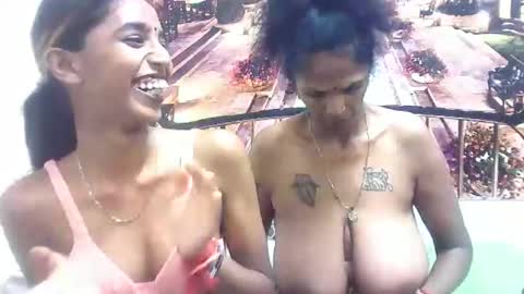 Snapshot of sexyva4u2luv chatting on March 8, 10:08 am sexyva4u2luv online show from March 8, 10:08 am