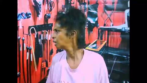 Snapshot of sexyva4u2luv chatting on March 9, 6:32 pm sexyva4u2luv online show from March 9, 6:32 pm