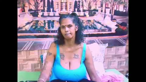 Snapshot of sexyva4u2luv chatting on September 18, 7:01 pm sexyva4u2luv online show from September 18, 7:01 pm