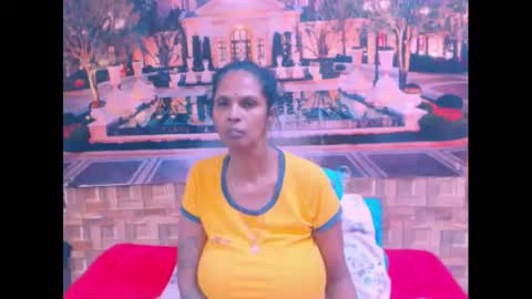 Snapshot of sexyva4u2luv chatting on October 19, 11:12 am sexyva4u2luv online show from October 19, 11:12 am