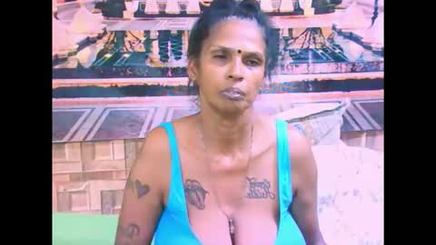 Snapshot of sexyva4u2luv chatting on September 15, 6:26 pm sexyva4u2luv online show from September 15, 6:26 pm