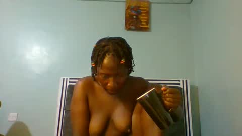 Snapshot of sexyvivy chatting on January 17, 5:32 am VIVIAN online show from January 17, 5:32 am