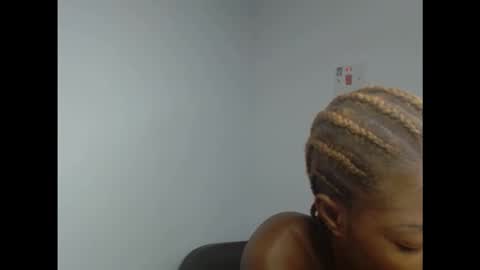 sexyxpeach online show from October 27, 9:53 pm