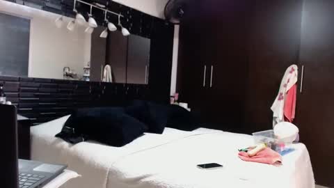 sexyycutedoll online show from October 1, 2:05 am