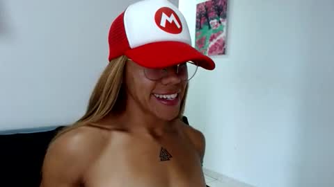 sexyycutedoll online show from October 29, 1:15 pm