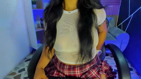 Liz online show from February 25, 8:51 pm