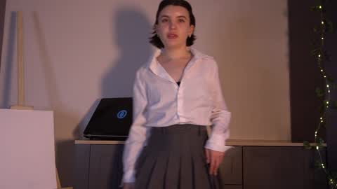 just call me Molly online show from February 7, 8:33 am