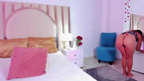 Shaina online show from September 29, 8:14 pm