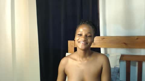 Snapshot of shakkiecam chatting on September 25, 2:49 pm Shaky online show from September 25, 2:49 pm