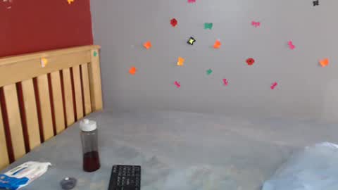 shaky xxx online show from March 6, 6:52 am