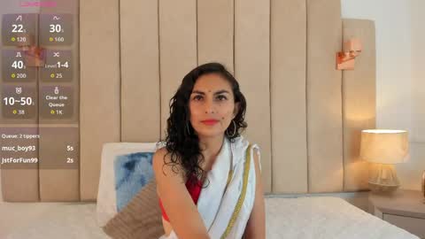 Shanily online show from May 20, 7:00 pm