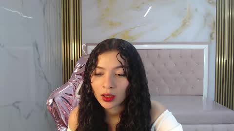Shalon  online show from December 29, 1:06 pm
