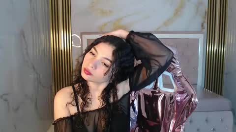 Shalon  online show from December 21, 1:21 pm