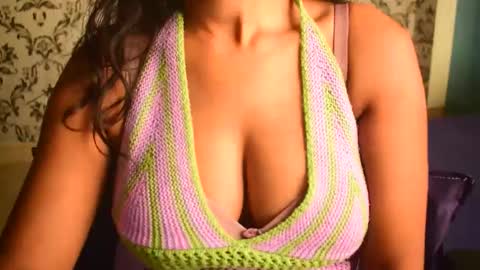 Snapshot of shanaya_indian chatting on September 12, 4:46 am shanaya indian online show from September 12, 4:46 am