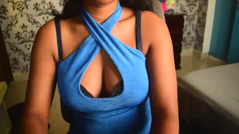 Snapshot of shanaya_indian chatting on September 17, 3:59 am shanaya indian online show from September 17, 3:59 am