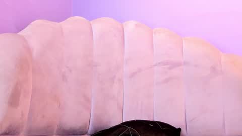 S H A N E L L E   online show from October 11, 6:54 pm