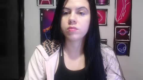 Shanell Moore online show from December 4, 12:36 pm