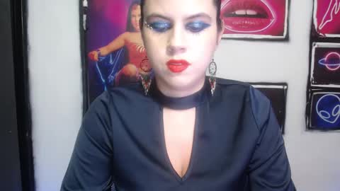 Shanell Moore online show from January 27, 10:27 pm