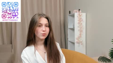 me name is Mia online show from February 21, 7:03 pm