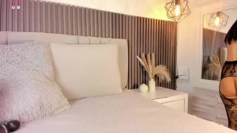 Snapshot of shanonclark chatting on October 29, 7:38 pm SHANON online show from October 29, 7:38 pm