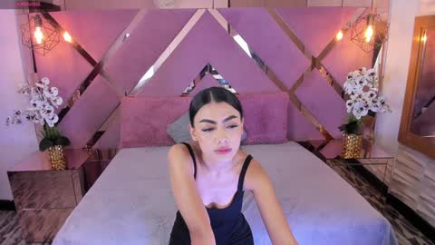 Snapshot of shanonclark chatting on January 8, 7:03 pm SHANON online show from January 8, 7:03 pm