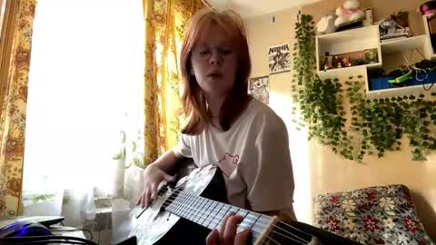 Kristin online show from October 4, 10:32 am