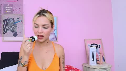  Shantall online show from December 17, 10:00 pm