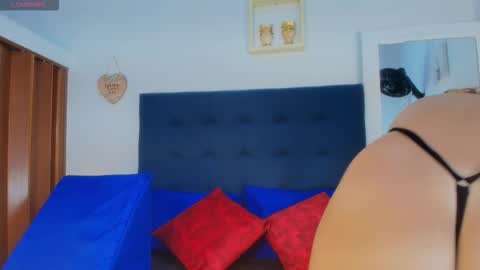 Snapshot of shantallvegga1 chatting on September 26, 12:14 pm shantallvegga1 online show from September 26, 12:14 pm