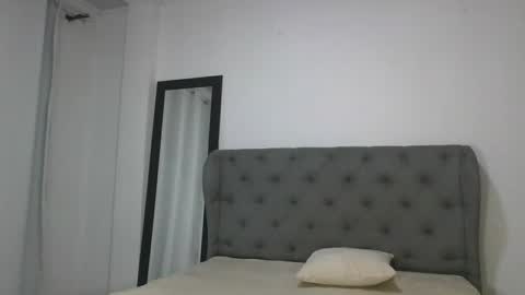 shantal online show from April 15, 3:18 am