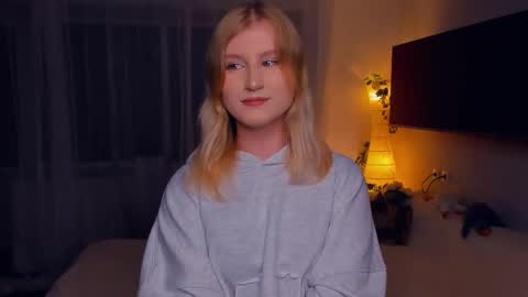 Polly online show from October 29, 10:56 pm