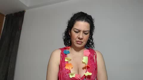 Snapshot of sharickleon11 chatting on October 22, 12:59 am sharickleon11 online show from October 22, 12:59 am