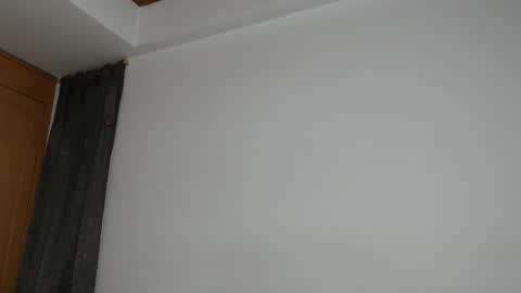 Snapshot of sharickleon11 chatting on October 24, 1:01 am sharickleon11 online show from October 24, 1:01 am