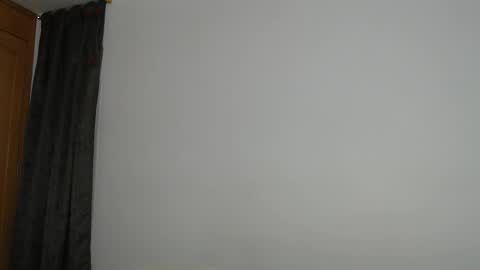 Snapshot of sharickleon11 chatting on February 10, 11:34 pm sharickleon11 online show from February 10, 11:34 pm