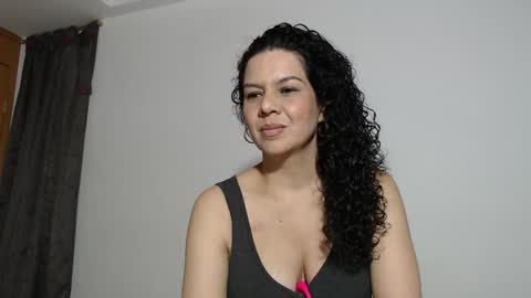 Snapshot of sharickleon11 chatting on January 31, 11:13 pm sharickleon11 online show from January 31, 11:13 pm