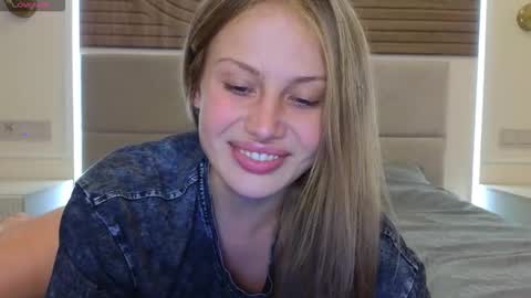 Sharleen online show from January 12, 12:43 pm