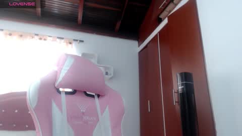 sharlotte  online show from November 20, 3:24 pm