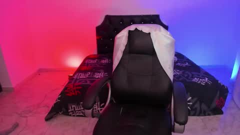 sharon_doll_ online show from October 18, 4:59 am
